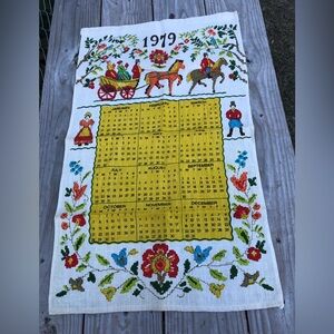 Vintage 1979 Linen Kitchen Calendar Wall Hanging Tea Towel